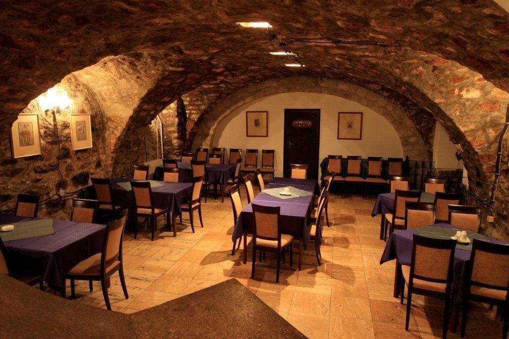 Teleki-Degenfeld Kastélyszálló Szirák Restaurante foto